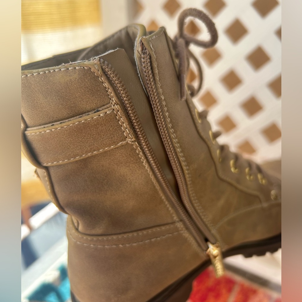 G by Guess Combat Moto Boots Size 8.5 EUC - Picture 13 of 16